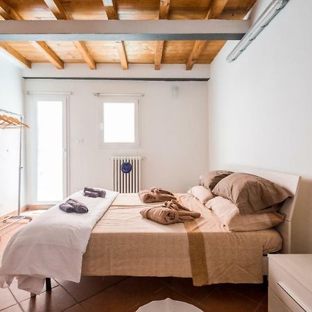 Whouse Suite Apartment Mirasole Bolonia Exterior foto