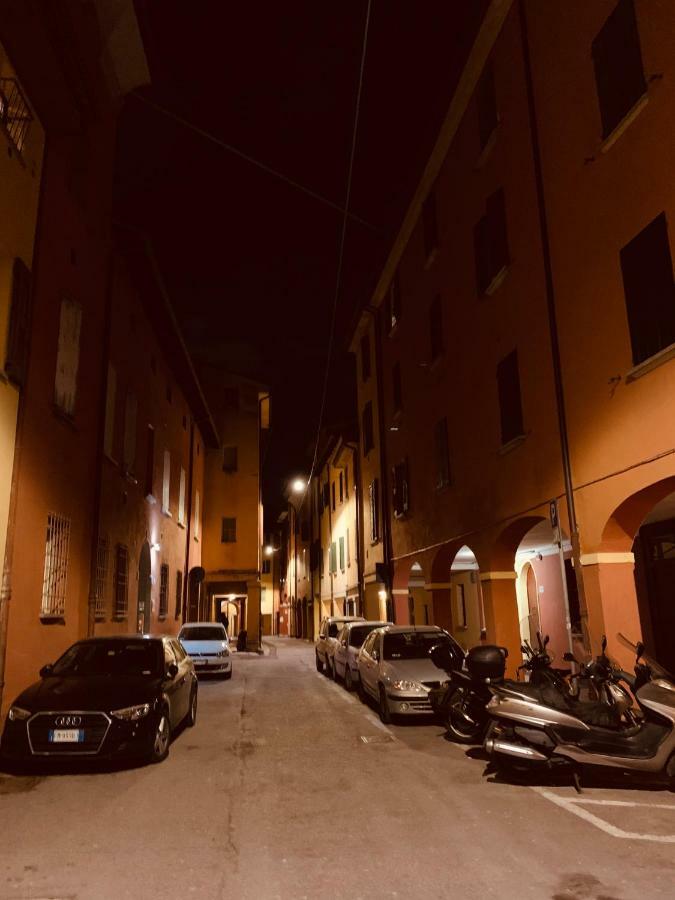 Whouse Suite Apartment Mirasole Bolonia Exterior foto
