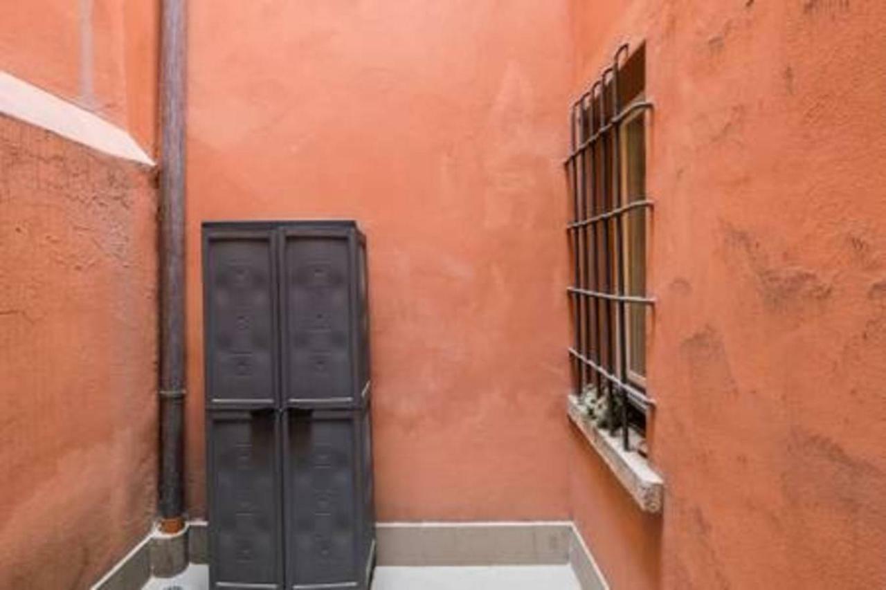 Whouse Suite Apartment Mirasole Bolonia Exterior foto